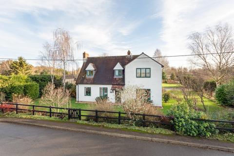 4 bedroom detached house for sale - Rookery Road, Wyboston, Bedfordshire, MK44