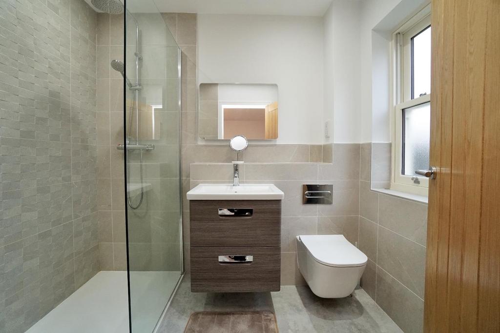 Ensuite Shower Room