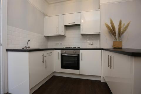 5 bedroom maisonette to rent, St James Street, Brighton