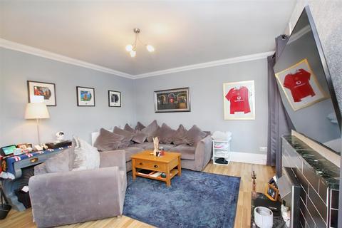 1 bedroom flat for sale, High Street, Lanark
