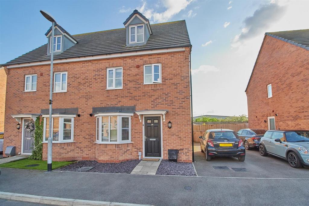 Slate Drive, Burbage 4 bed semidetached house for sale £280,000
