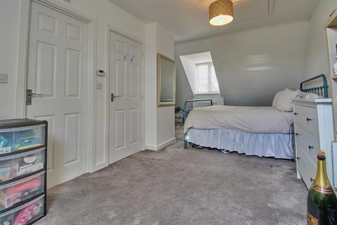 25 Slate Drive, Burbage, Hinckley, LE10 2QP