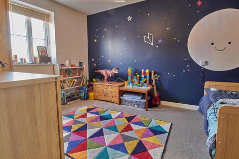 25 Slate Drive, Burbage, Hinckley, LE10 2QP