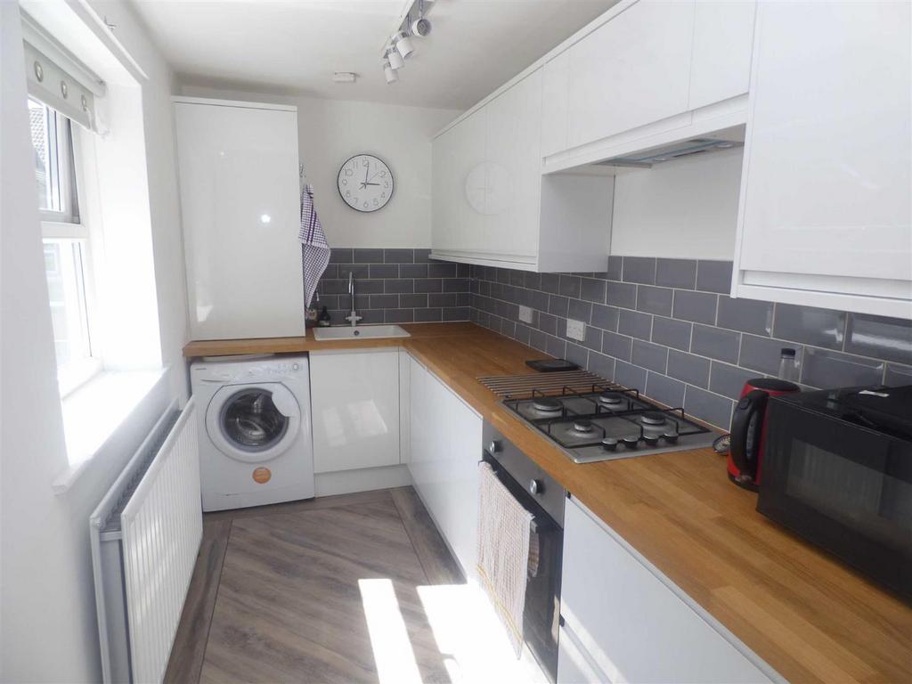 Mason Avenue, Whitley Bay 1 bed apartment £700 pcm (£162 pw)