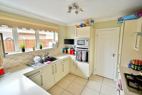 2 bedroom detached bungalow for sale, Wheelers Lane, Bournemouth, BH11