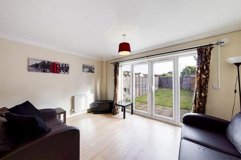 4 bedroom private hall to rent, Millbrook Road East, Southampton, Hampshire