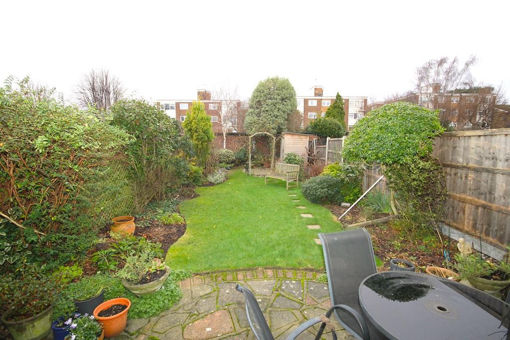 Lankton Close, Beckenham, BR3 4 bed terraced house for sale £700,000