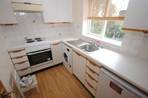 2 bedroom flat for sale - Earlsfield Drive, Chelmsford CM2