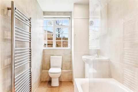 7 Hambledon Court, London, W5 3SW