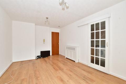 1 bedroom ground floor flat for sale, High Street, Purley, Surrey
