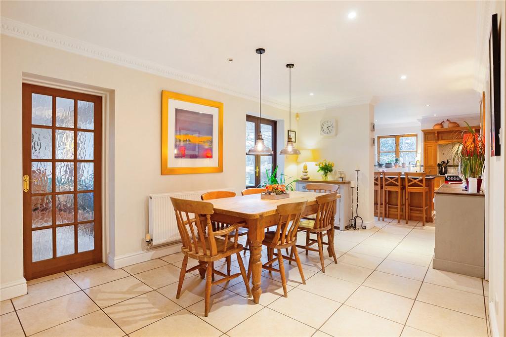 Breakfast Room
