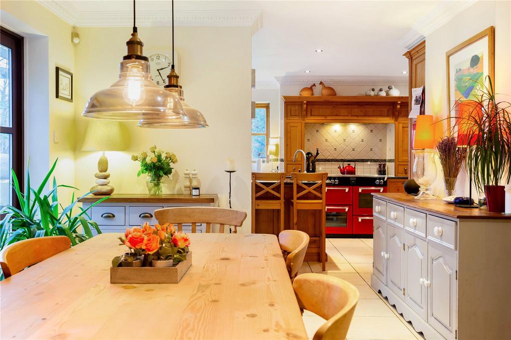 Breakfast Room