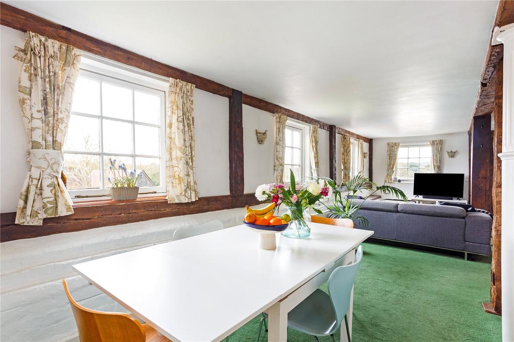 Sitting Room/Kitchen