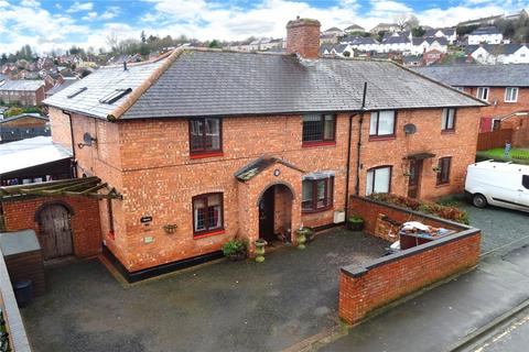 4 bedroom semi-detached house for sale, Erw Wen, Welshpool, Powys, SY21