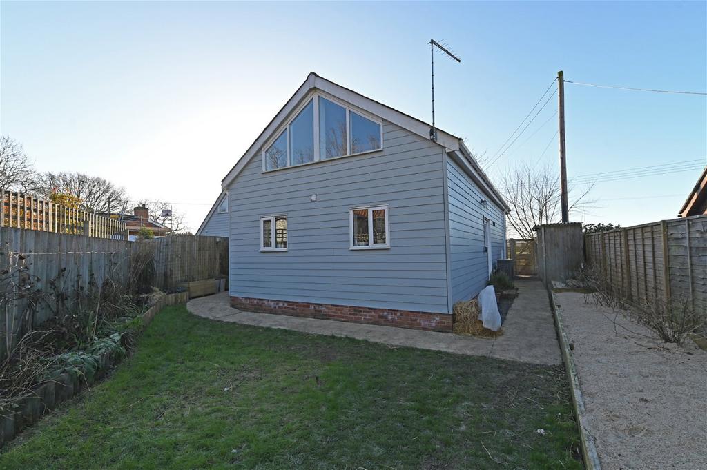 Worlingworth, Nr Framlingham, Suffolk 4 bed detached house for sale £
