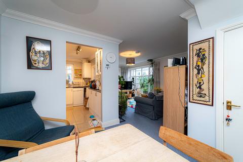 2 bedroom flat for sale - Essex Street, Whitbourne Court Essex Street, CT5
