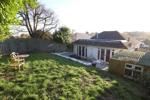 54 Lancaster Drive, Broadstone, BH18 9EL