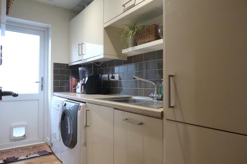 54 Lancaster Drive, Broadstone, BH18 9EL