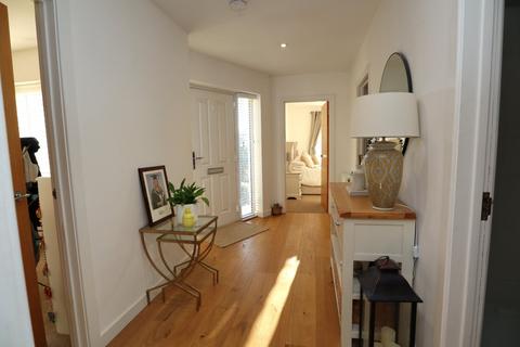 54 Lancaster Drive, Broadstone, BH18 9EL