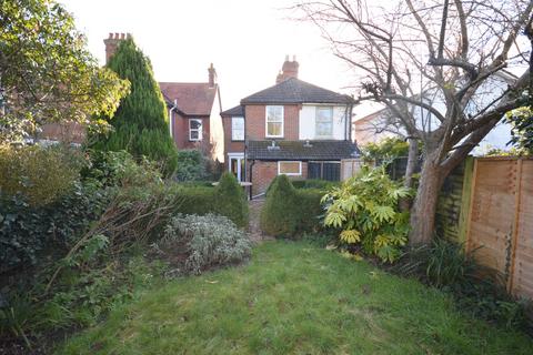 3 bedroom semi-detached house to rent, Middle Road, Lymington, Hampshire, SO41