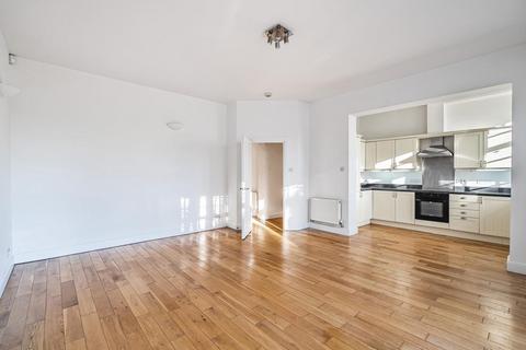 3 bedroom flat for sale, Hervey Road, Blackheath