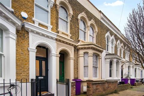 3 bedroom house for sale - Strahan Road, Bow, London, E3