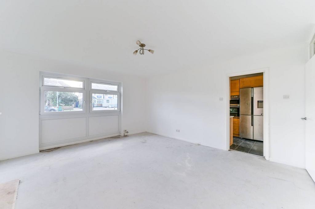 Epsom Road, Morden Park, Sutton, SM3 2 bed flat for sale - £325,000