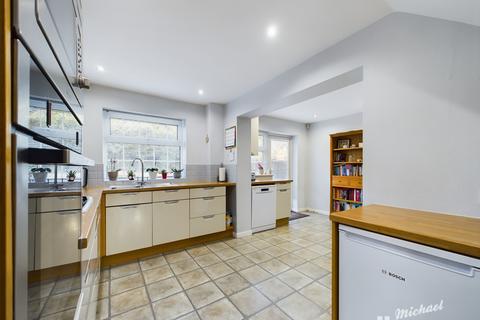 203 Cotefield Drive, Leighton Buzzard, LU7 3DT