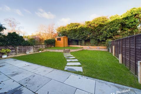 203 Cotefield Drive, Leighton Buzzard, LU7 3DT