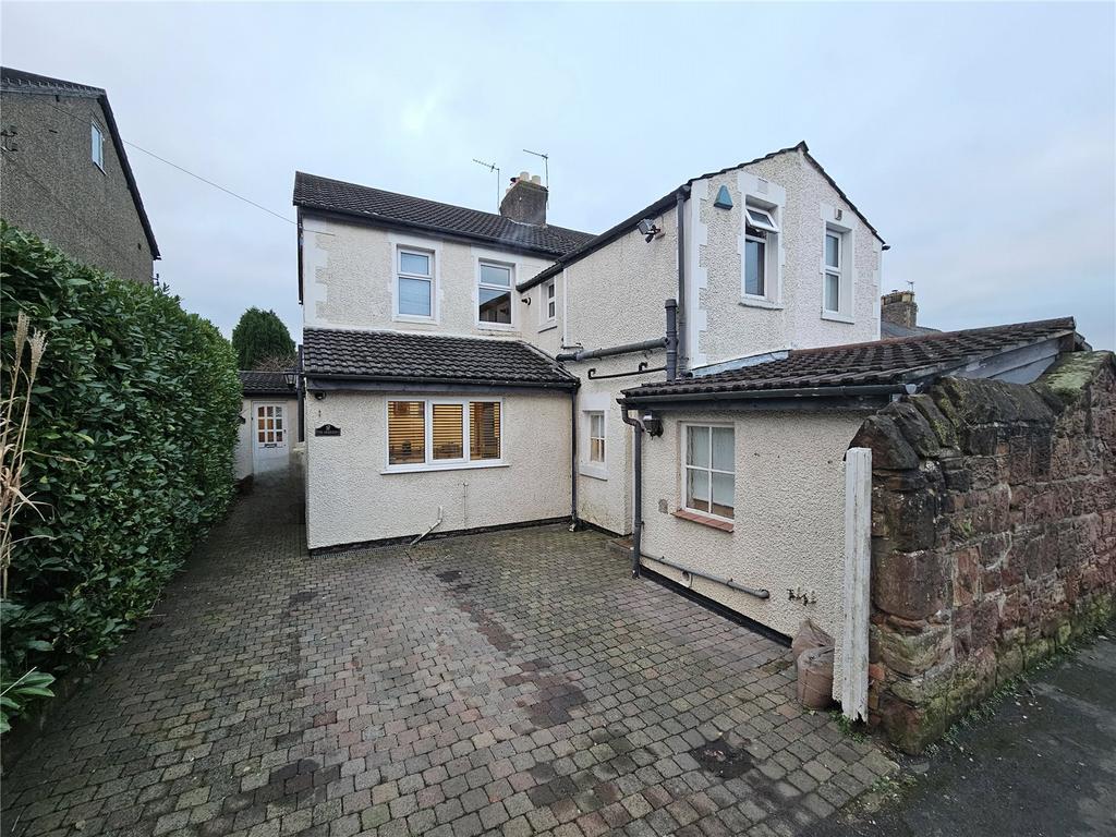 Poll Hill Road, Heswall, Wirral, CH60 3 bed semidetached house £390,000
