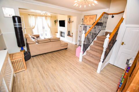 143 Lampits Hill, Corringham, Stanford-le-hope, SS17 9AG