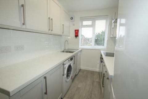 2 bedroom flat to rent, Stanmore, Middlesex. HA7 3RF