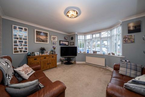 3 bedroom detached house for sale, Tile Kiln Lane, Leverstock Green