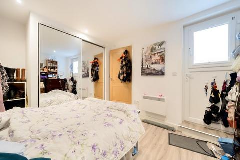 3 bedroom maisonette for sale - Camberley,  Surrey,  GU15