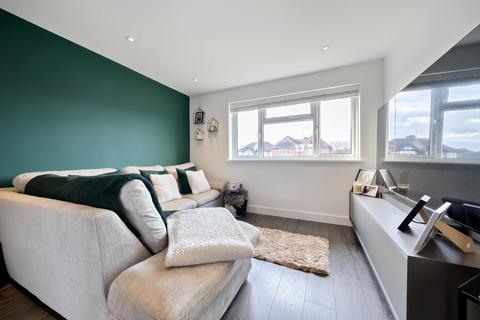 182a Worplesdon Road, Guildford, GU2 9UY