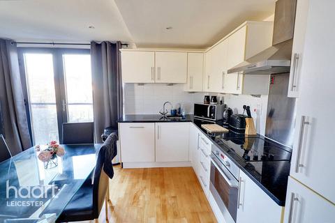 1 bedroom apartment for sale, Colton Square, Leicester