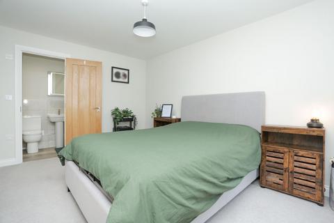 Flat 5, 5 Carlton Avenue, Broadstairs, CT10 1AB