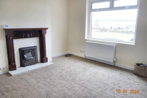 3 bedroom semi-detached house to rent, Macauslan Terrace, Douglas Water ML11