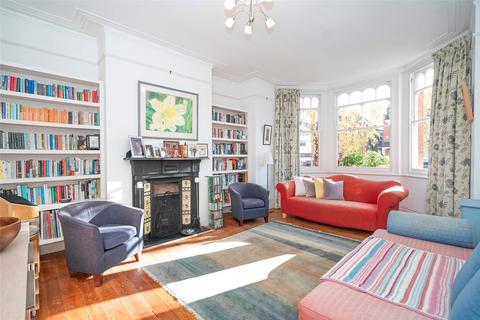 38 Cecil Road, London, N10 2BU