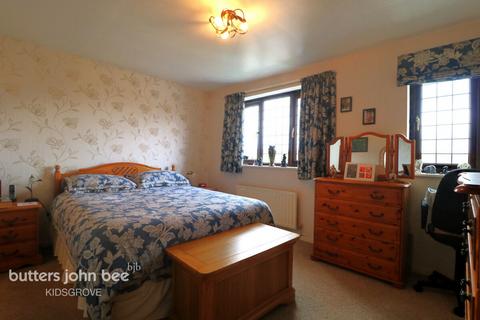 8 Appledore Grove, Stoke-on-trent, ST6 6XH