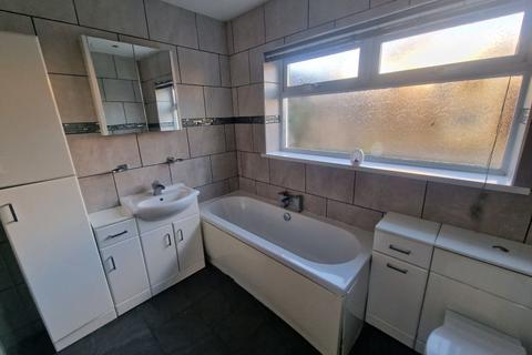34 Bryn Road, Llanelli, SA15 2LN