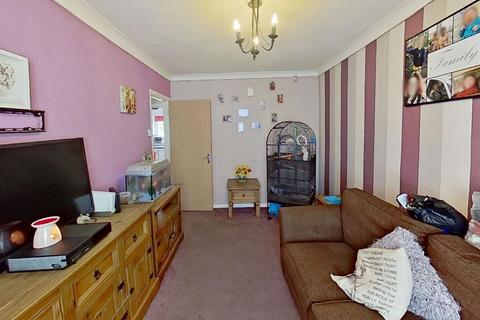 12 Cilmaengwyn Road, Pontardawe, Swansea, SA8 4QL