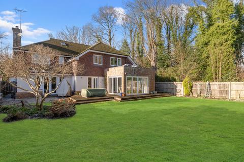 5 bedroom detached house for sale, Church Road, Worth, West Sussex, RH10
