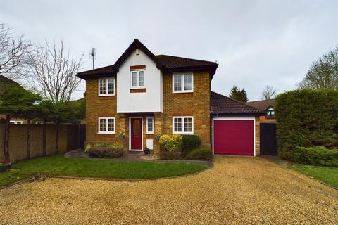 4 bedroom detached house for sale, Somerset Grove, Warfield, Berkshire, RG42