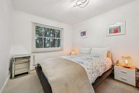 2 bedroom flat for sale, Redcliffe Gardens, Chelsea, London