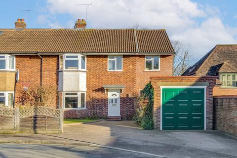 13 New Close, Knebworth, SG3 6NU