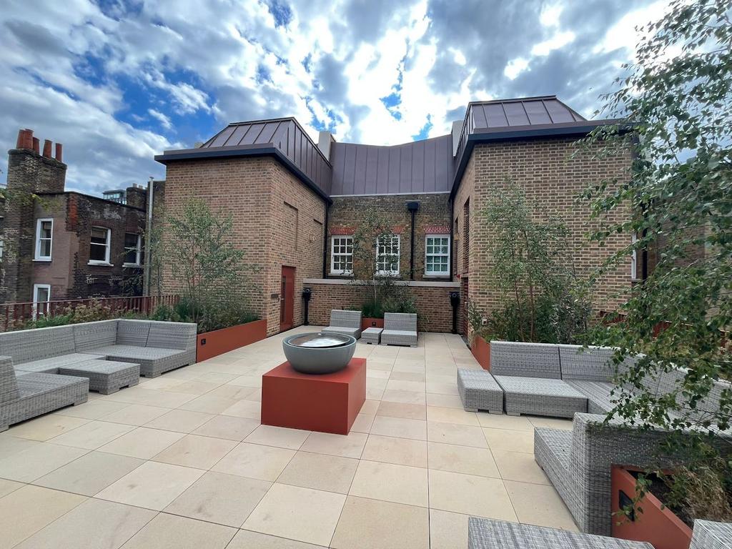 Communal terrace 2.jpg