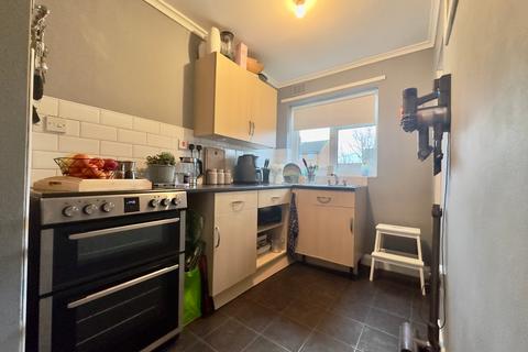 2 bedroom flat for sale, Camsey Close, Longbenton, NE12