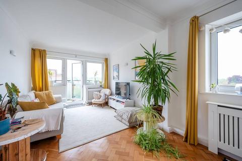 2 bedroom flat for sale, Upper Richmond Road, West Putney, London, SW15