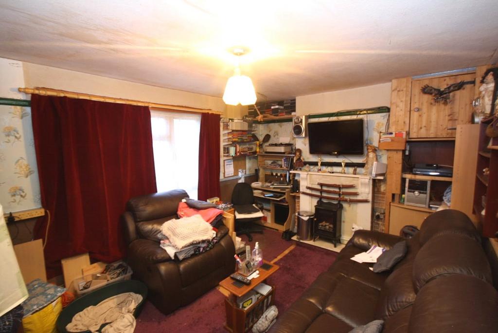Barwick Road, Dover, Kent, CT17 1 bed for sale £65,000